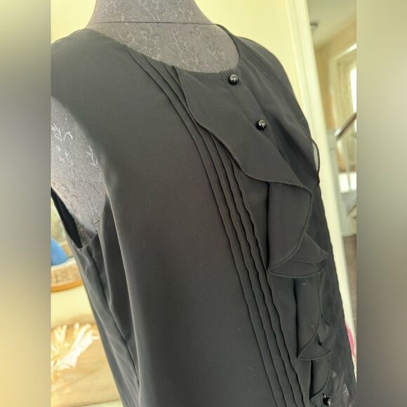 Chaus black ruffle tank top size 6 - Picture 2 of 5